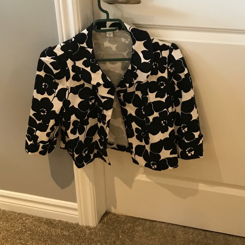 Jackets - Picture 11 of 14